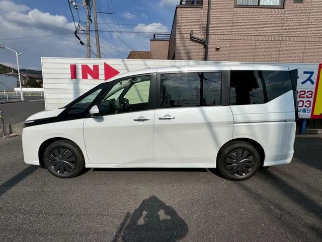 Nissan SERENA X 2025 — миниатюра 5