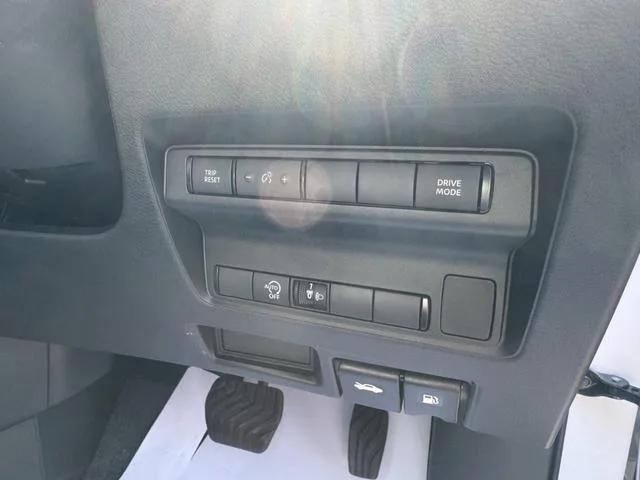 Nissan SERENA X 2026 — миниатюра 2