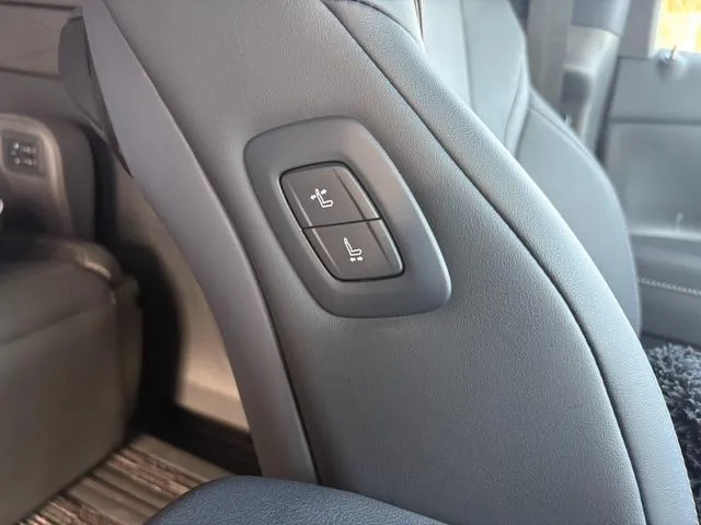 Toyota Alphard Z 2025 — миниатюра 4