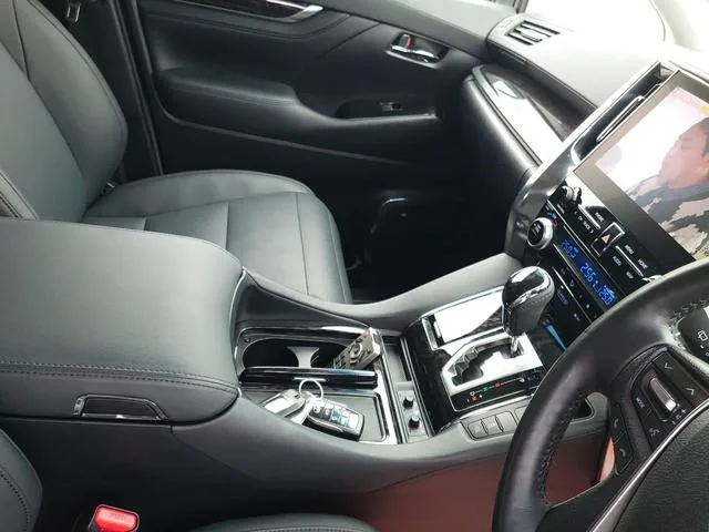 Toyota Alphard 2.5S C PACKAGE 2022 — миниатюра 4