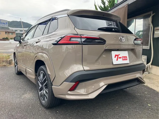 Toyota CorollaCross HYBRID Z 2025 — миниатюра 3