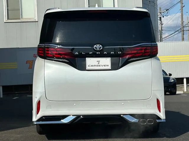 Toyota Alphard Z 2023 — миниатюра 2