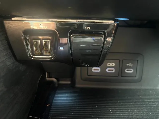 Toyota HARRIER HYBRID G 2023 — миниатюра 4