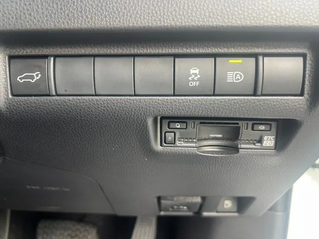 Toyota HARRIER HYBRID G 2023 — миниатюра 5
