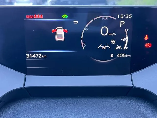 Toyota Prius Z 2023 — миниатюра 3