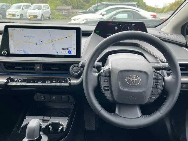 Toyota Prius Z 2024 — миниатюра 3