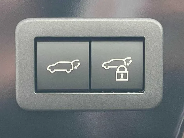 Toyota Prius Z 2024 — миниатюра 5