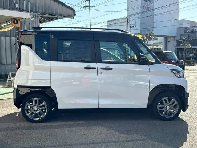 Mitsubishi DELICA MINI T PREMIUM 2024 — миниатюра 3