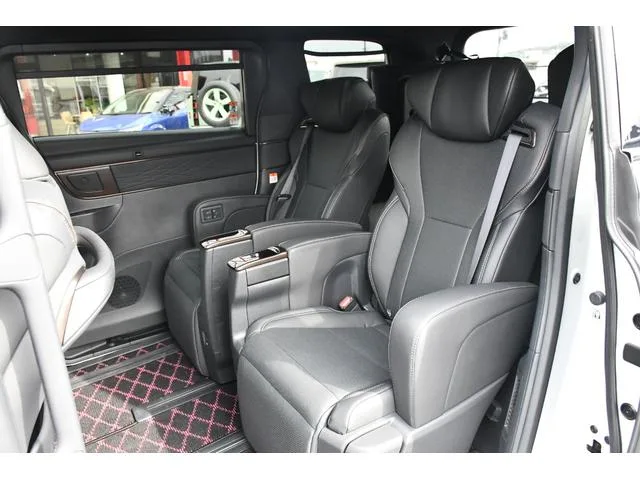 Toyota ALPHARD HYBRID Z 2024 — миниатюра 5