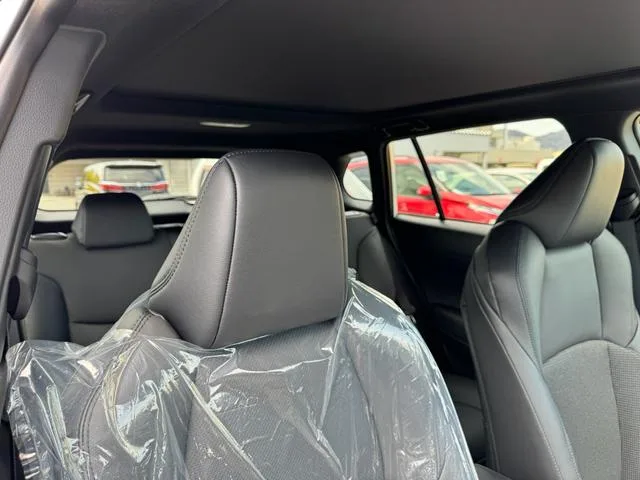 Toyota CorollaCross HYBRID Z 2026 — миниатюра 5