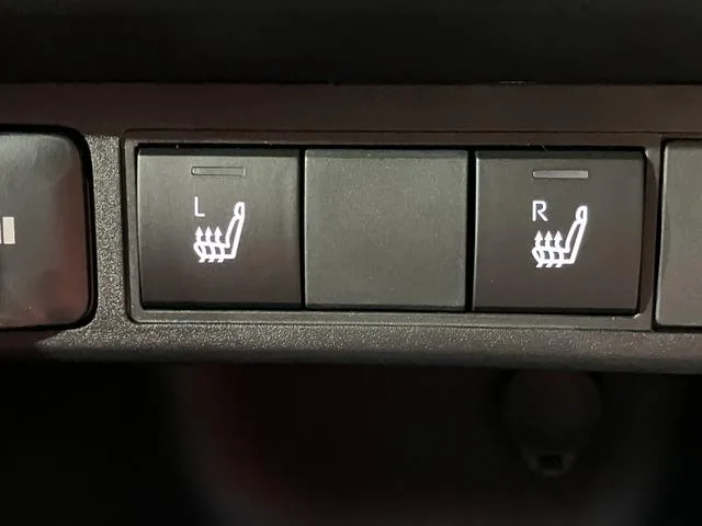 Toyota YARIS CROSS HYBRID Z 2026 — миниатюра 3