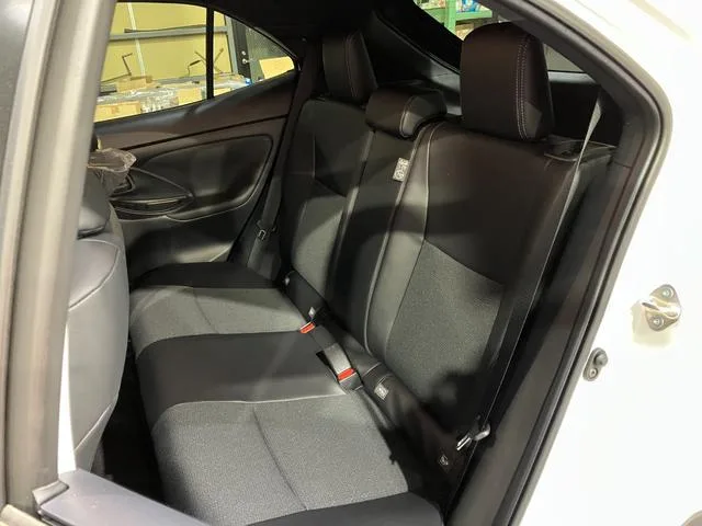 Toyota YARIS CROSS HYBRID Z 2026 — миниатюра 5