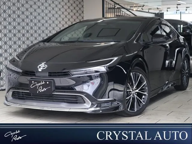 Toyota Prius Z 2024 — фото 1, купить с доставкой в Москву