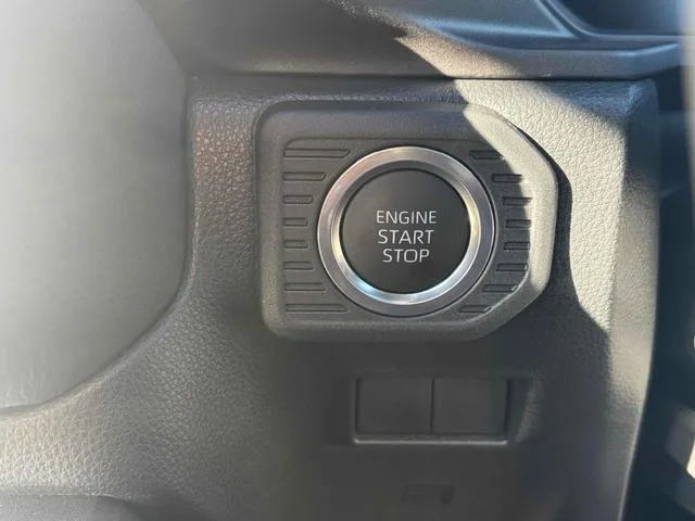 Toyota LAND CRUISER 250 VX 2024 — миниатюра 3