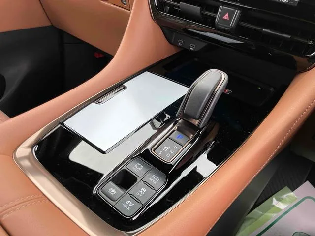 Toyota VELLFIRE HYBRID Z PREMIER 2026 — миниатюра 3