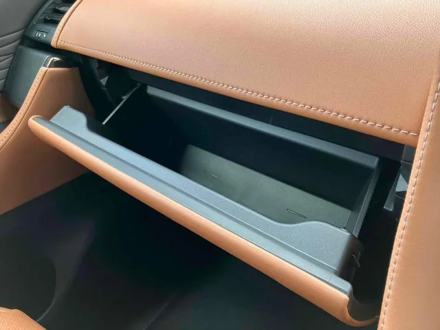 Toyota VELLFIRE HYBRID Z PREMIER 2026 — миниатюра 3