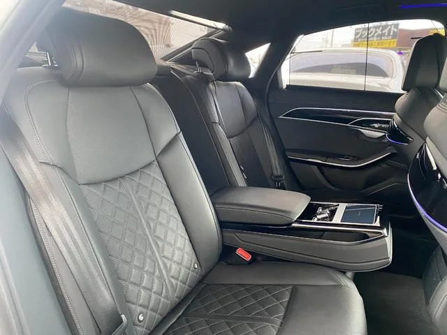 Audi A8 55TFSI QUATTRO 2022 — миниатюра 5