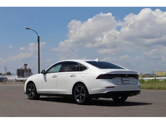 Honda Accord E:HEV 2024 — миниатюра 4