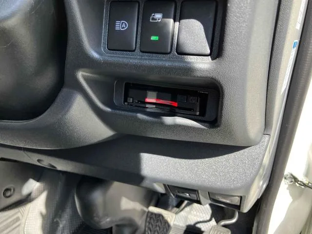 Toyota HIACE VAN DX GL PACKAGE 2025 — миниатюра 3