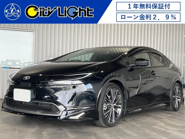 Toyota Prius Z 2024 — фото 1, купить с доставкой в Москву