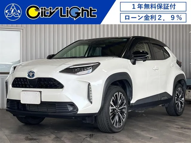 Toyota YARIS CROSS HYBRID Z 2022 — фото 1, купить с доставкой в Москву