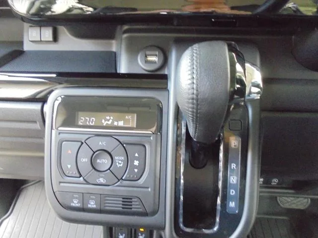 Suzuki SPACIA CUSTOM HYBRID XS TURBO 2023 — миниатюра 5