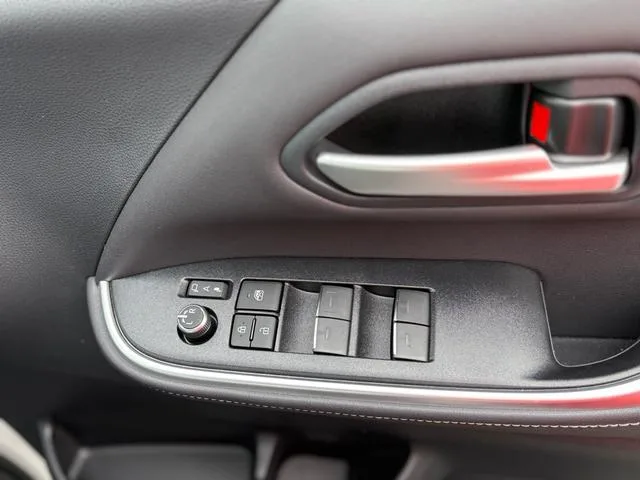 Toyota NOAH HYBRID S-Z 2024 — миниатюра 5