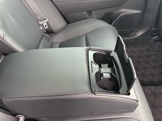 Toyota CROWN CROSSOVER 2024 — миниатюра 5