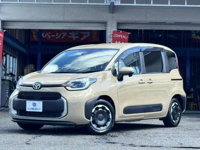 Toyota SIENTA HYBRID Z 2022 — фото 1, купить с доставкой в Москву