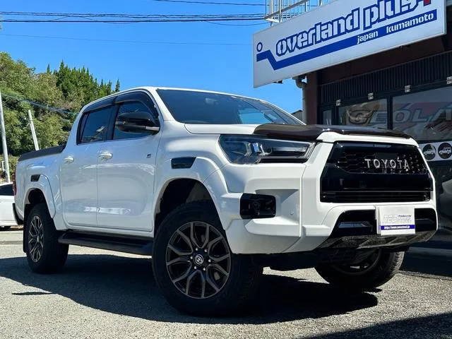 Toyota Hilux Z GR SPORT 2022 — фото 1, купить с доставкой в Москву