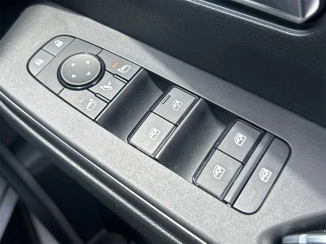 Nissan SERENA E-POWER XV 2024 — миниатюра 3