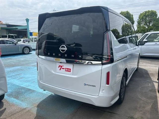 Nissan SERENA E-POWER XV 2024 — миниатюра 4