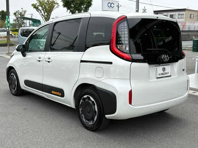 Toyota SIENTA HYBRID Z 2023 — миниатюра 3