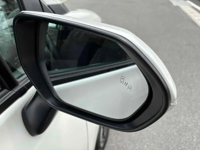 Toyota SIENTA HYBRID Z 2023 — миниатюра 4