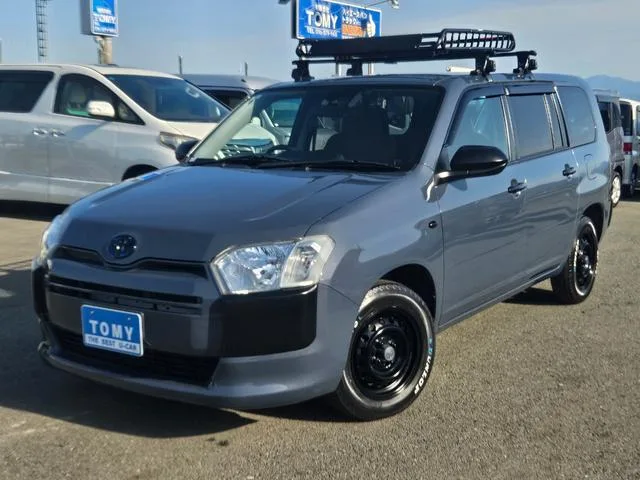 Toyota PROBOX HYBRID GL 2023 — фото 1, купить с доставкой в Москву