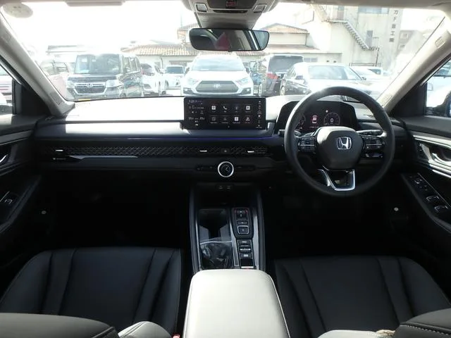 Honda Accord E:HEV 2024 — миниатюра 3