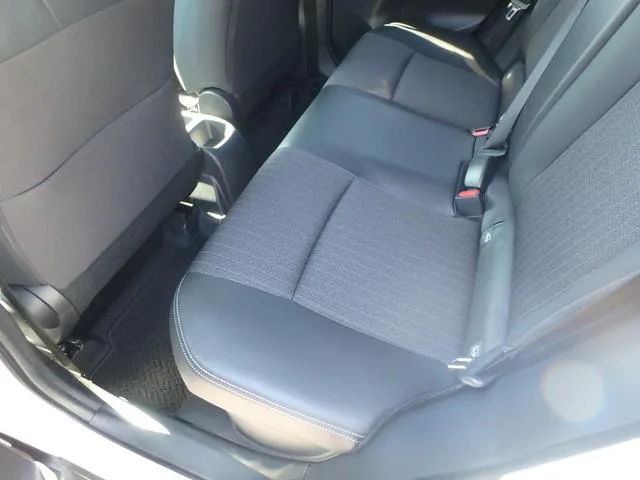 Toyota YARIS CROSS HYBRID Z 2023 — миниатюра 5