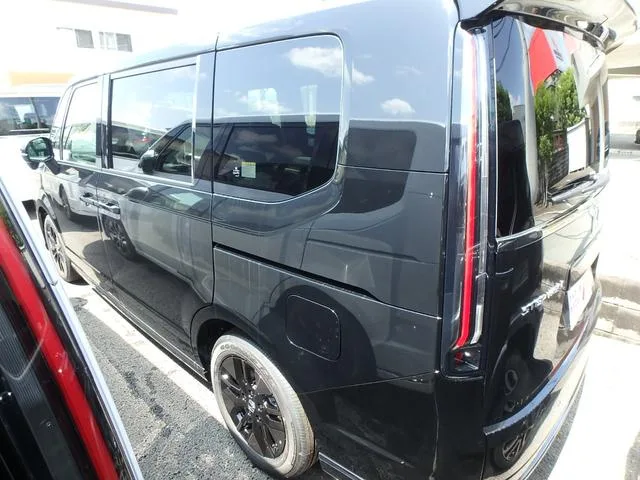 Honda STEPWAGON SPADA 2026 — миниатюра 2