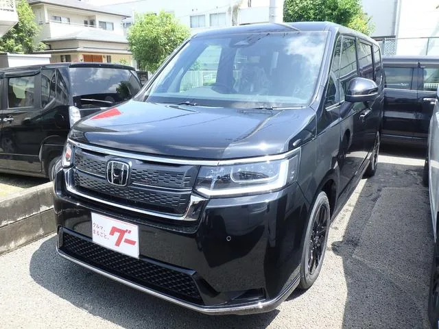 Honda STEPWAGON SPADA 2026 — фото 1, купить с доставкой в Москву