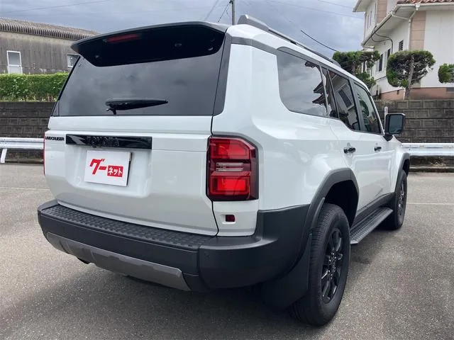 Toyota LAND CRUISER 250 VX FIRST EDITION 2024 — миниатюра 4