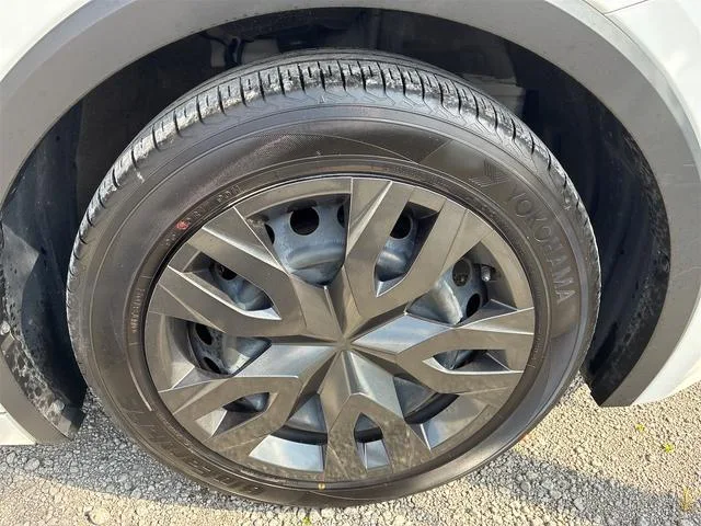 Toyota Prius X 2023 — миниатюра 5