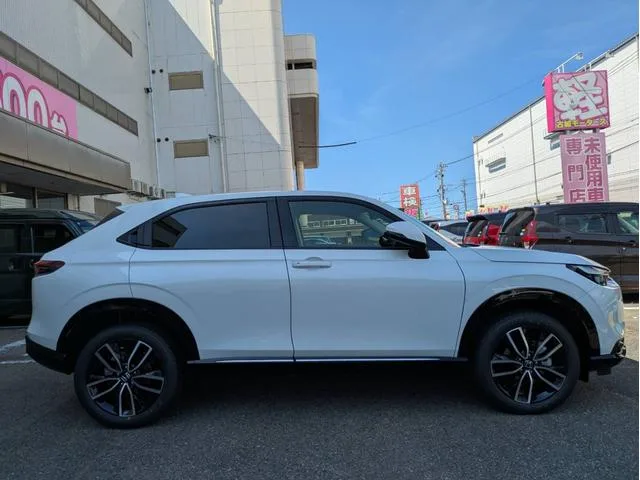Honda VEZEL E:HEV Z 2026 — миниатюра 2
