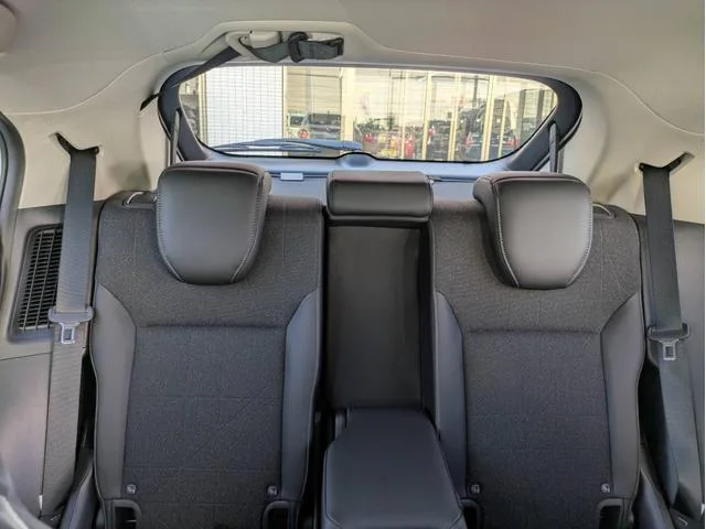 Honda VEZEL E:HEV Z 2026 — миниатюра 5