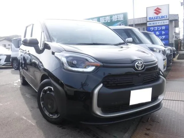Toyota SIENTA Z 2023 — фото 1, купить с доставкой в Москву