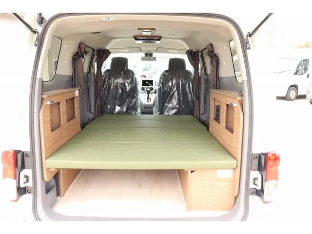 Nissan NV200 VANETTE VAN 2026 — миниатюра 2