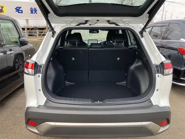 Toyota CorollaCross Z 2024 — миниатюра 5