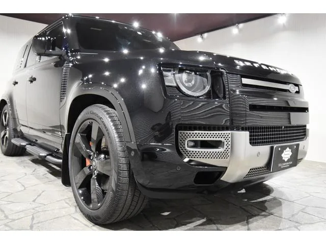 Land Rover Defender 110X D300 2022 — миниатюра 3