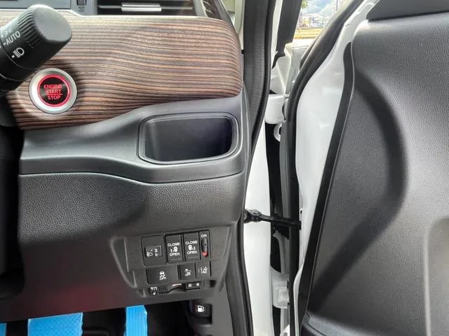 Honda FREED PLUS CROSSTAR HONDA SENSING 2022 — миниатюра 4