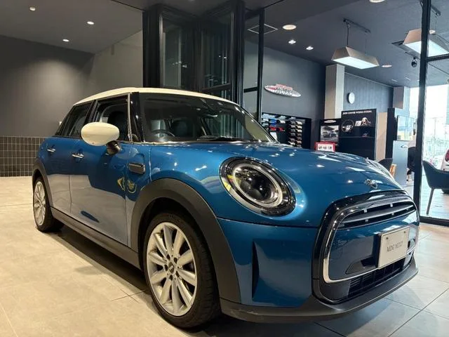 MINI MINI COOPER CLASSIC TRIM 2022 — миниатюра 2