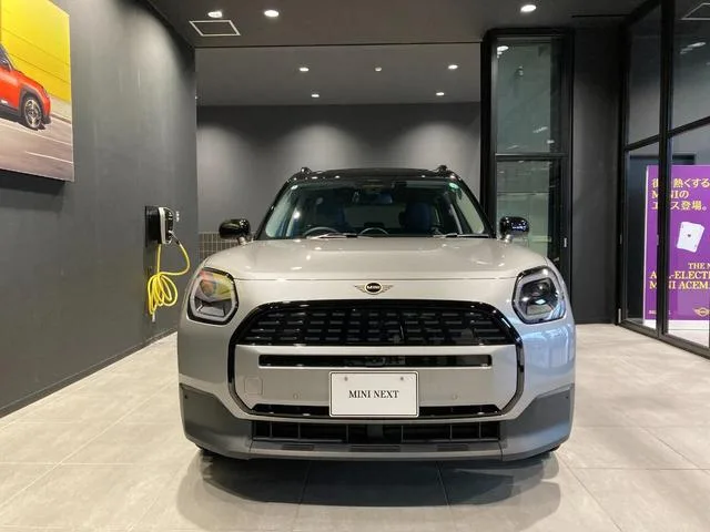 MINI MINI COUNTRYMAN E CLASSIC TRIM 2024 — миниатюра 2
